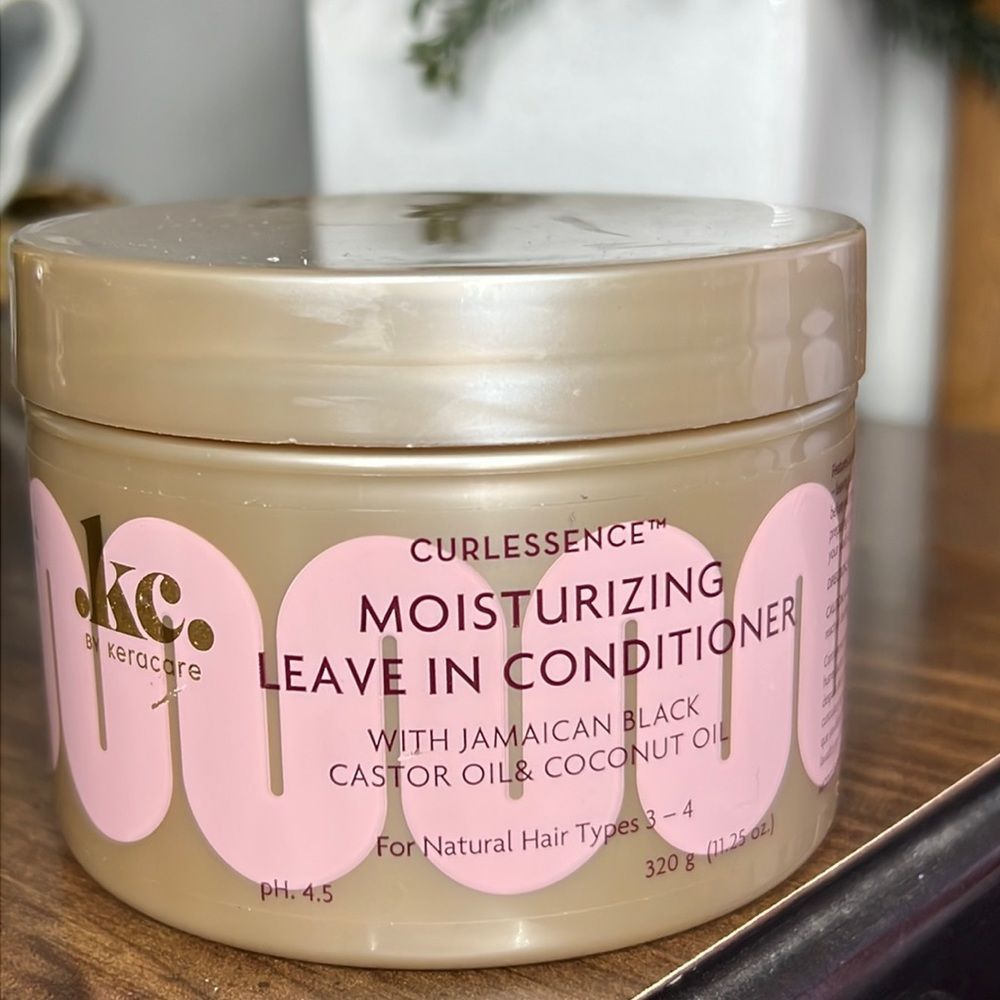 Keracare Moisturizing Leave In Conditioner
12 OZ